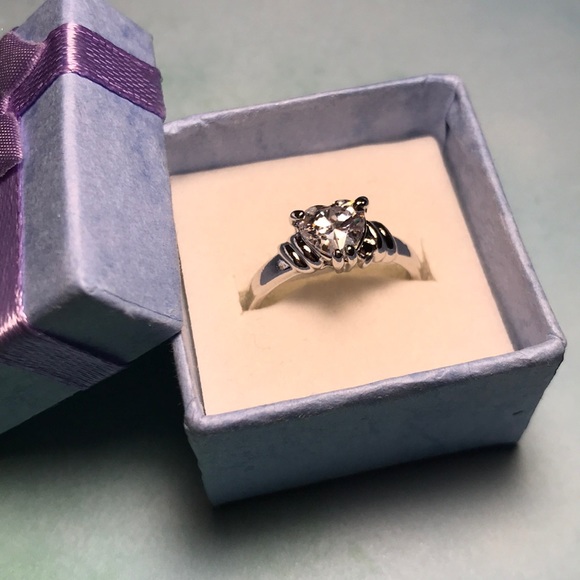 Heart promise ring - Picture 4 of 6